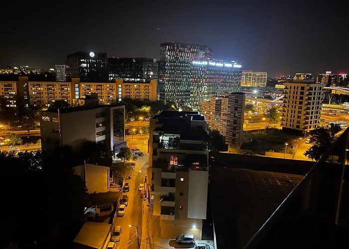 Riverside Luxury Apartment Near President Palace